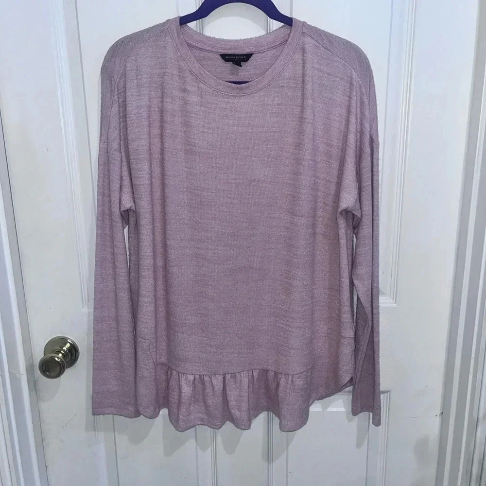 BANANA REBULIC LONG SLEEVE SWEATER PINK SZ LG